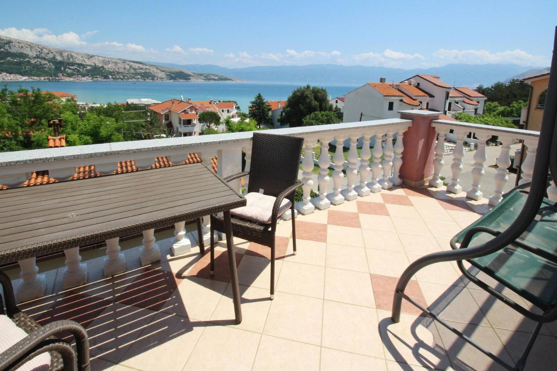 Apartments Lovincic Baska  Exterior photo